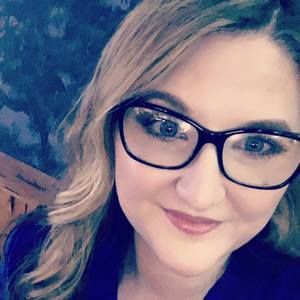 Meet your Posher, Abby